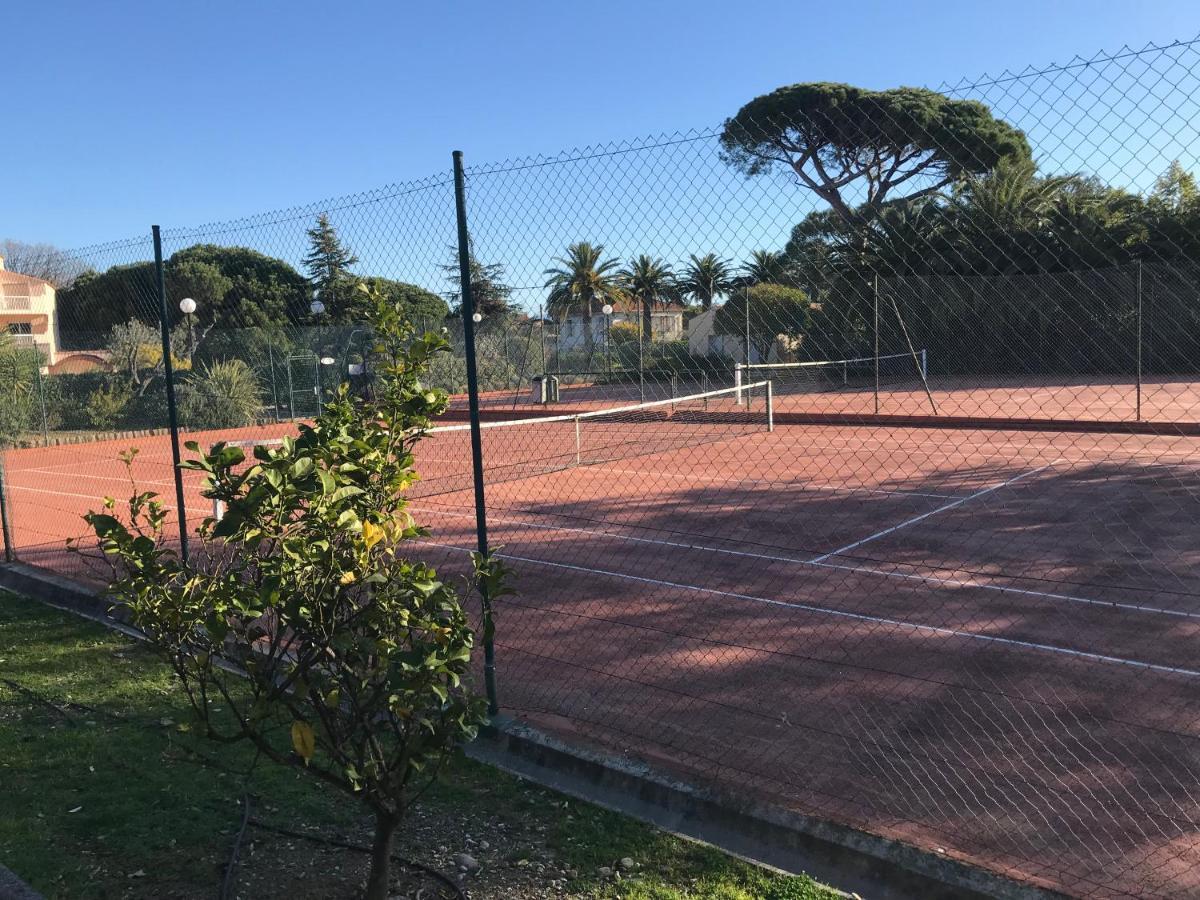 אנטיב Appartement 2 Pieces, Renove, 2 Piscines+Tennis, Mer, Climatisation מראה חיצוני תמונה