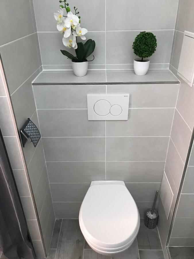אנטיב Appartement 2 Pieces, Renove, 2 Piscines+Tennis, Mer, Climatisation מראה חיצוני תמונה